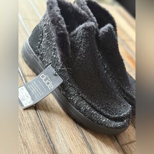 Hey Dude Black Fuzzy Flats